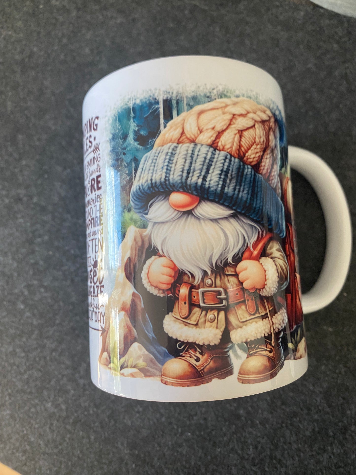 Camping Tasse mit Zwergenmotiv | Keramiktasse 330 ml | „Camping Rules“ Sublimationsdruck