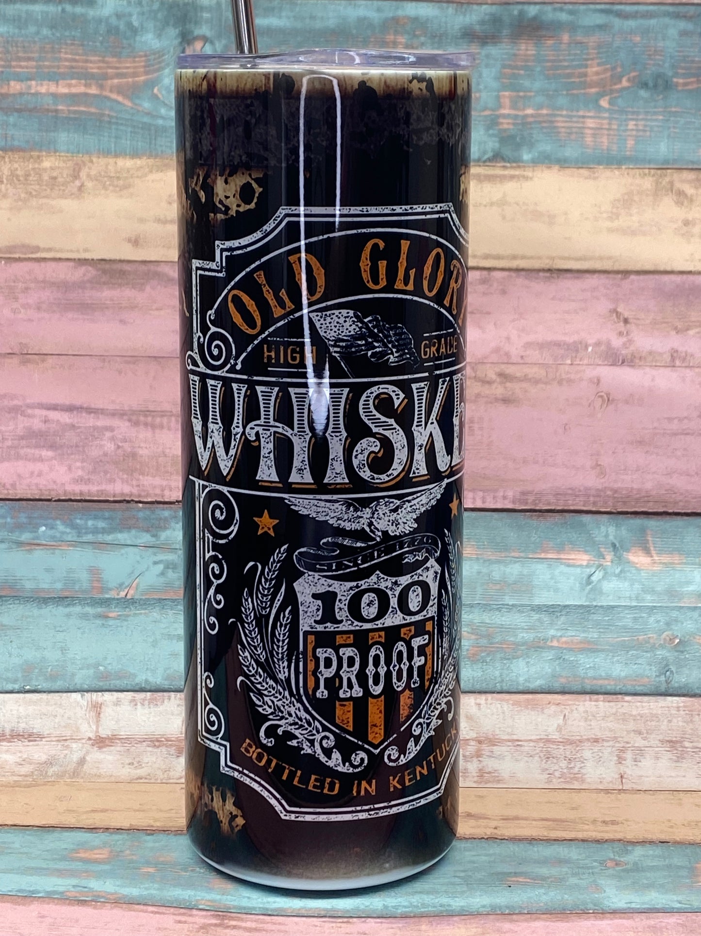 Edelstahl Tumbler „Old Glory Whiskey“ – Charakter. Stärke. Stil.