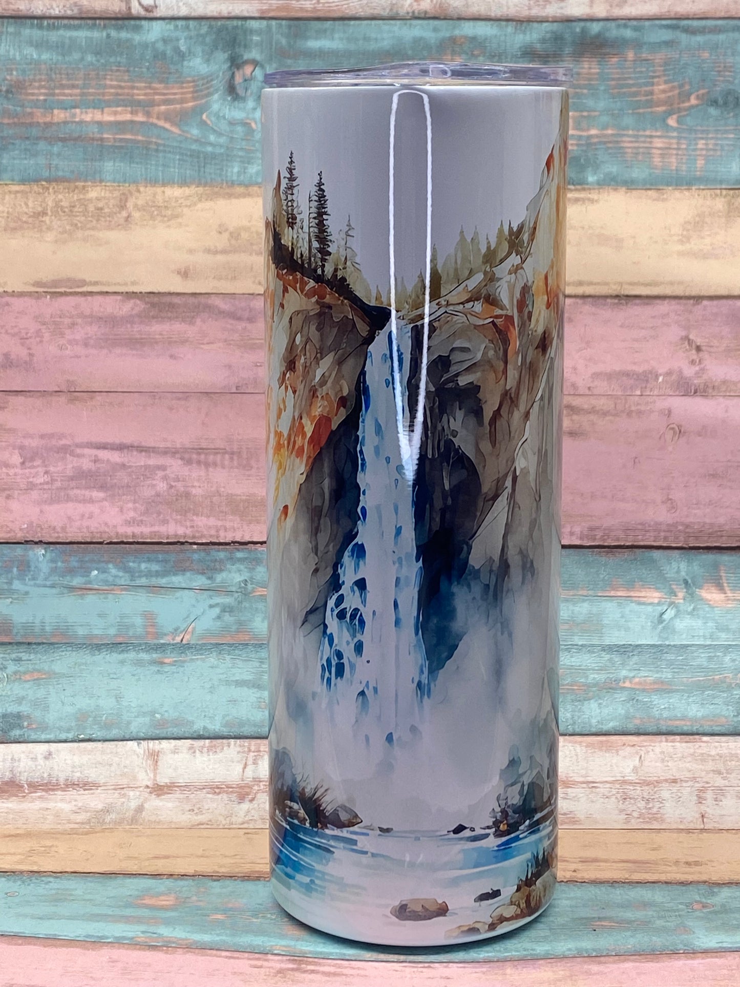 Edelstahltumbler „Wasserfall“ – 20 oz (ca. 590 ml)