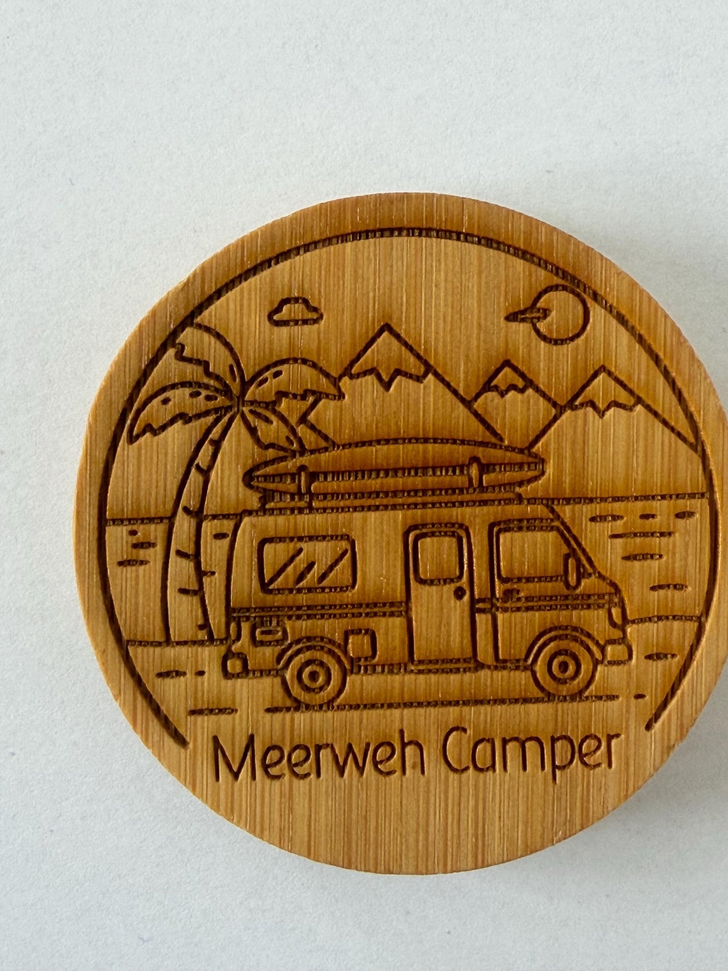 Magnetischer Flaschenöffner aus Bambus | Camper Geschenk | Wohnmobil Geschenk | Camping Flaschenöffner | Kühlschrank Magnet |