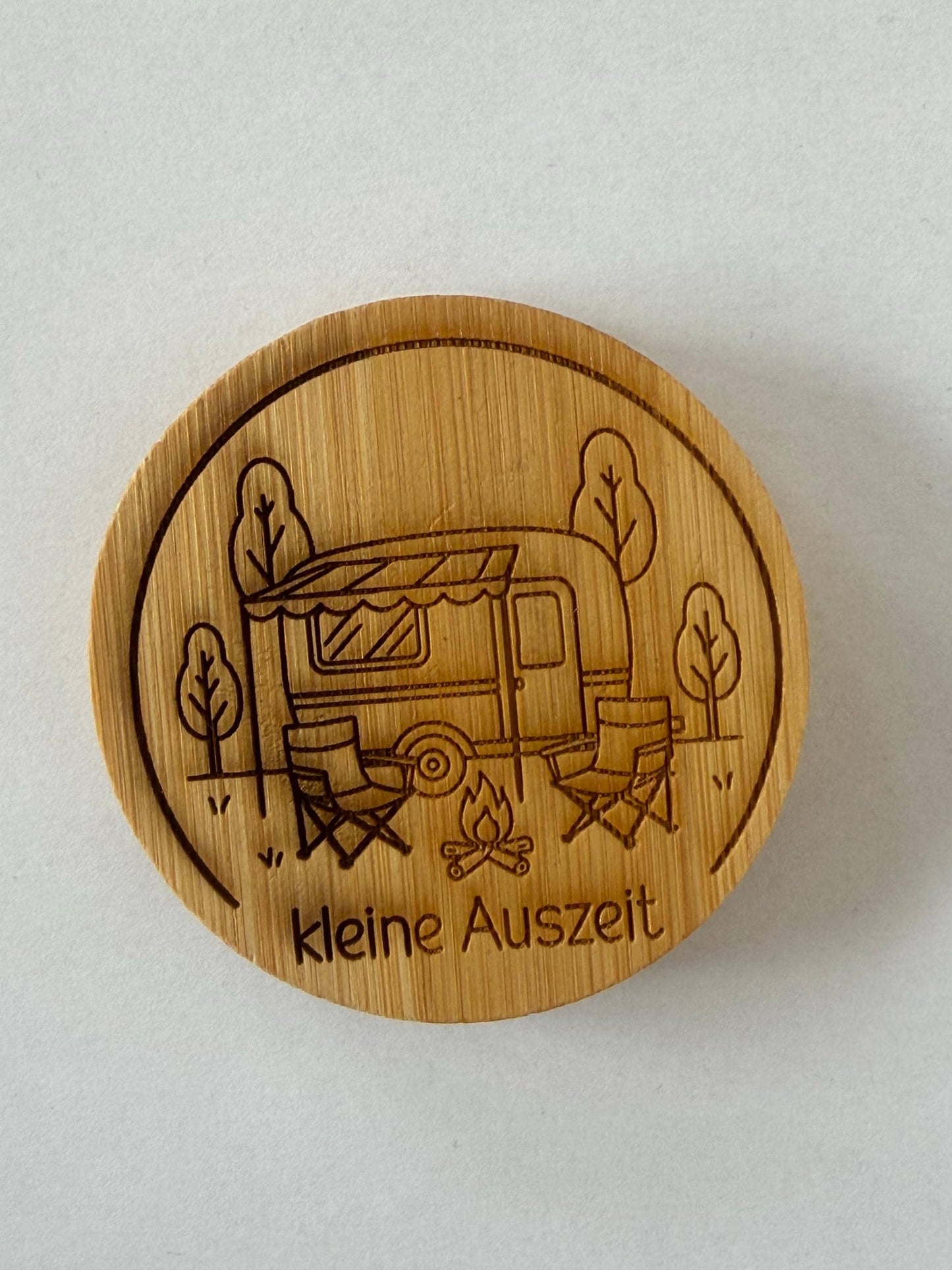 Magnetischer Flaschenöffner aus Bambus | Camper Geschenk | Wohnmobil Geschenk | Camping Flaschenöffner | Kühlschrank Magnet |
