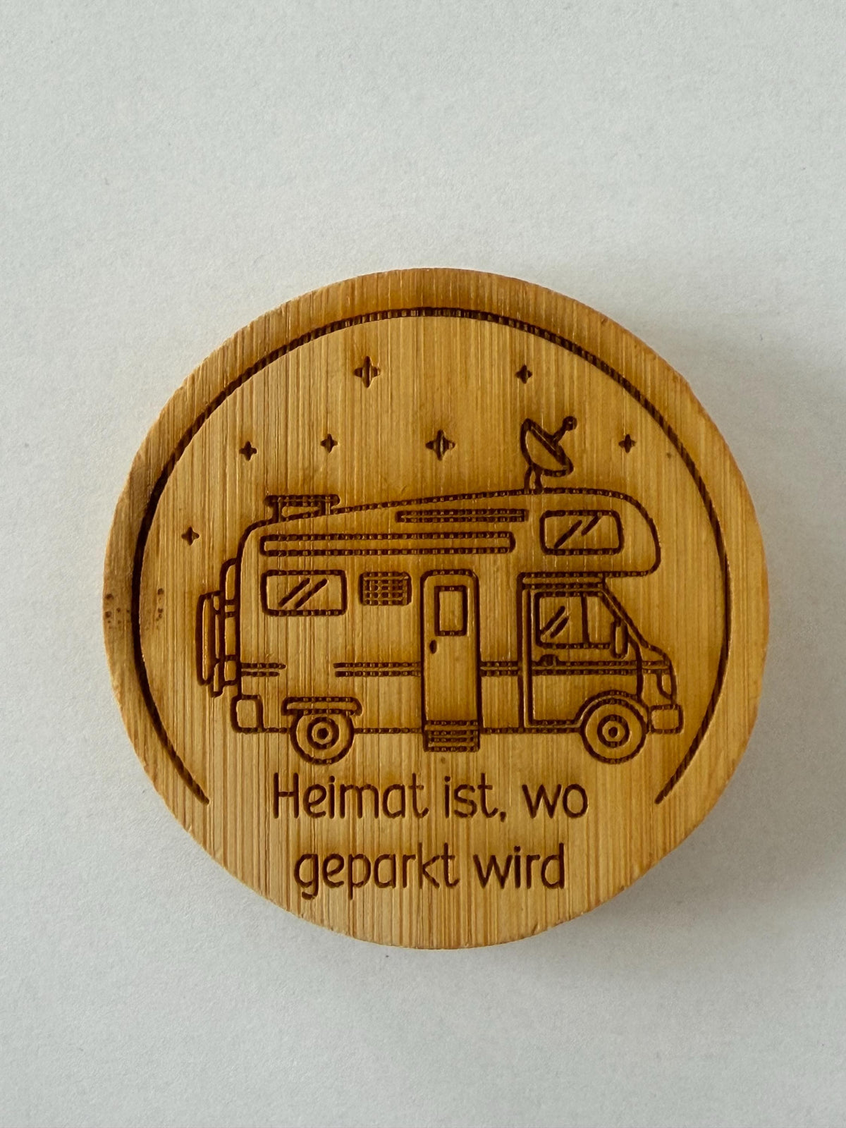 Magnetischer Flaschenöffner aus Bambus | Camper Geschenk | Wohnmobil Geschenk | Camping Flaschenöffner | Kühlschrank Magnet |